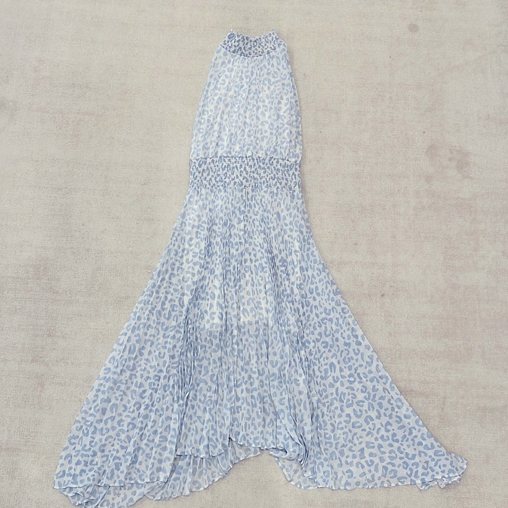 Olivaceous High Nexk Sleeveless Midi Dress